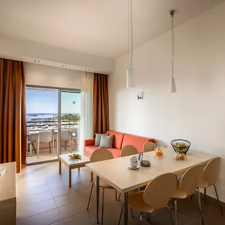 Maistra Select Belvedere Apartmán *